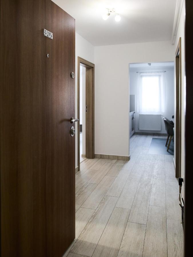 Bta Apartment Park Lake Cluj-Napoca Eksteriør bilde